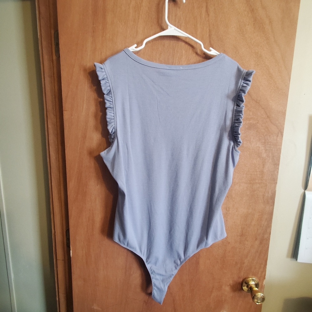 NWT Blue Ruffle Sleeve Bodysuit - Picture 6 of 6